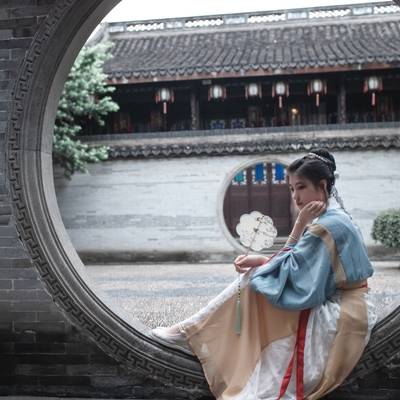 汉服模特