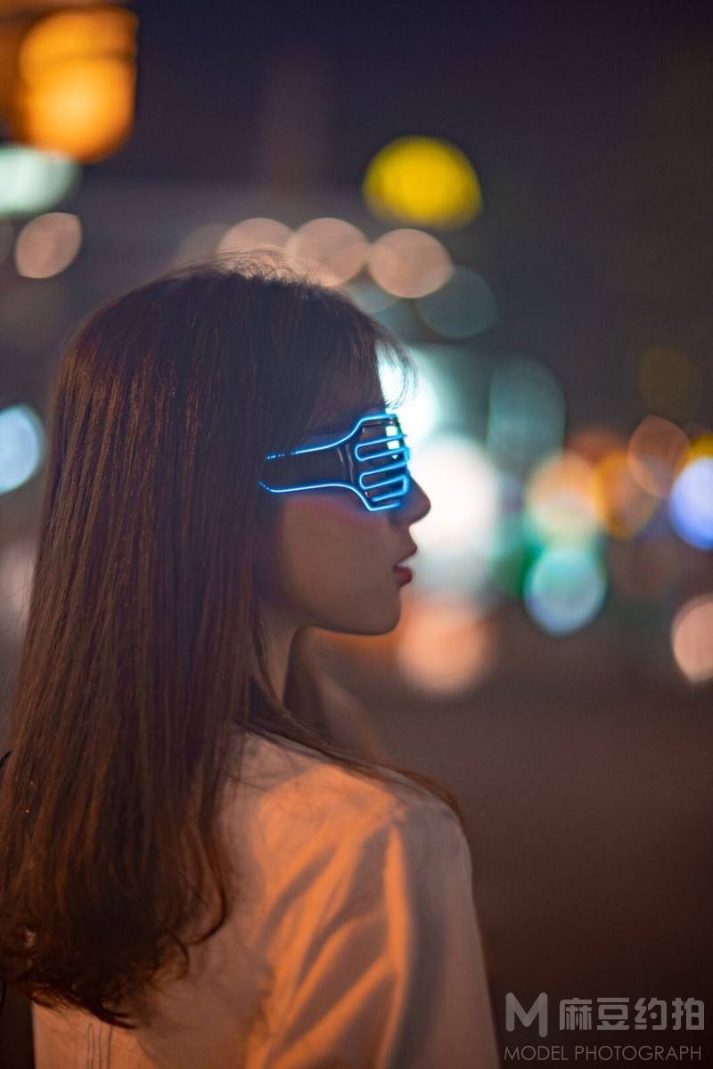 夜景模特