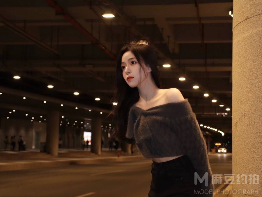 夜景模特