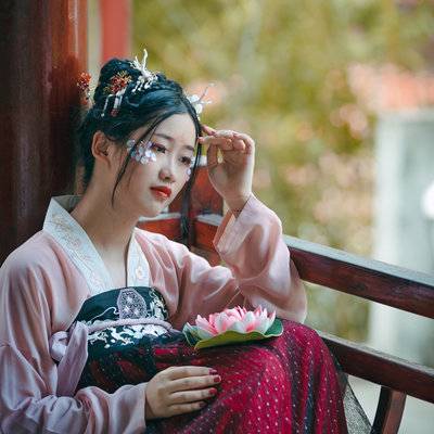 汉服模特
