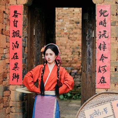 汉服模特