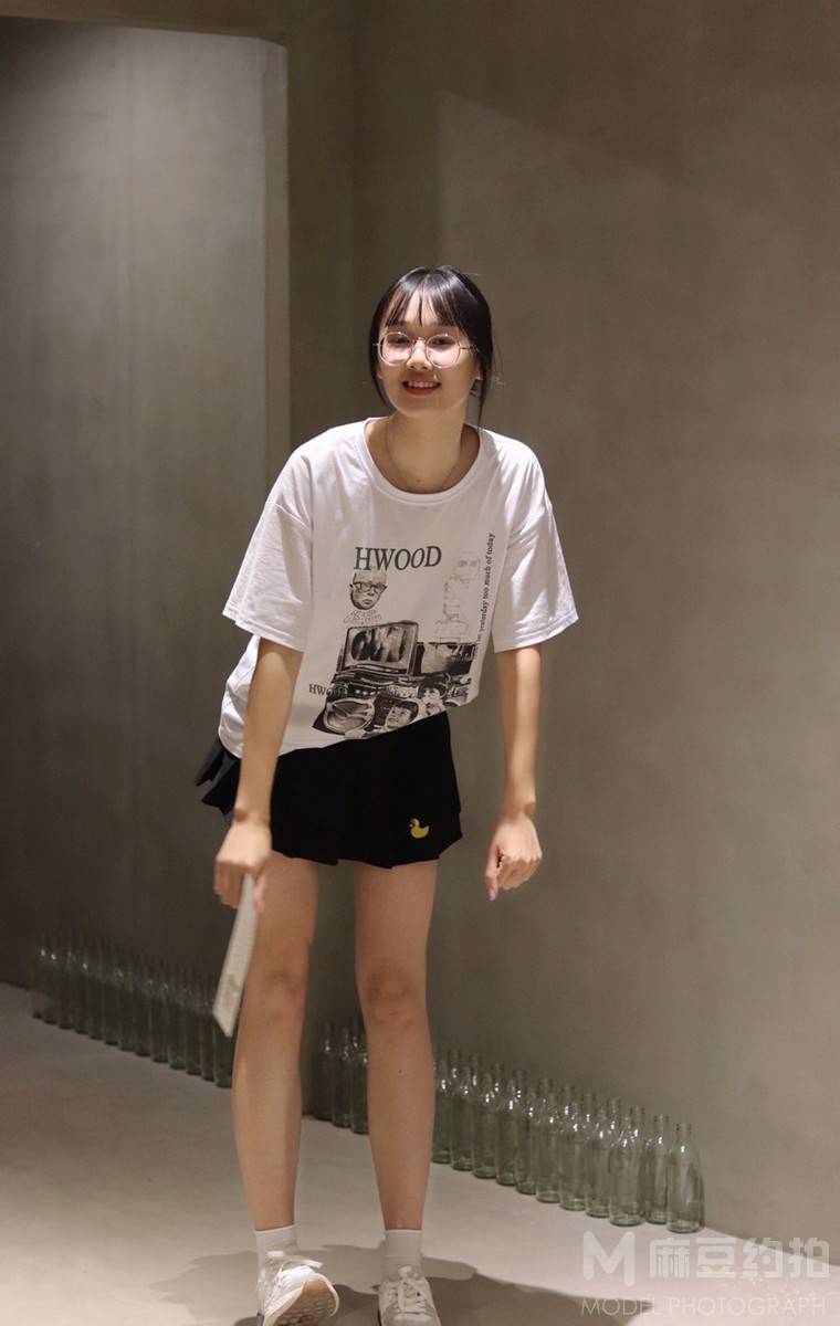 校园模特