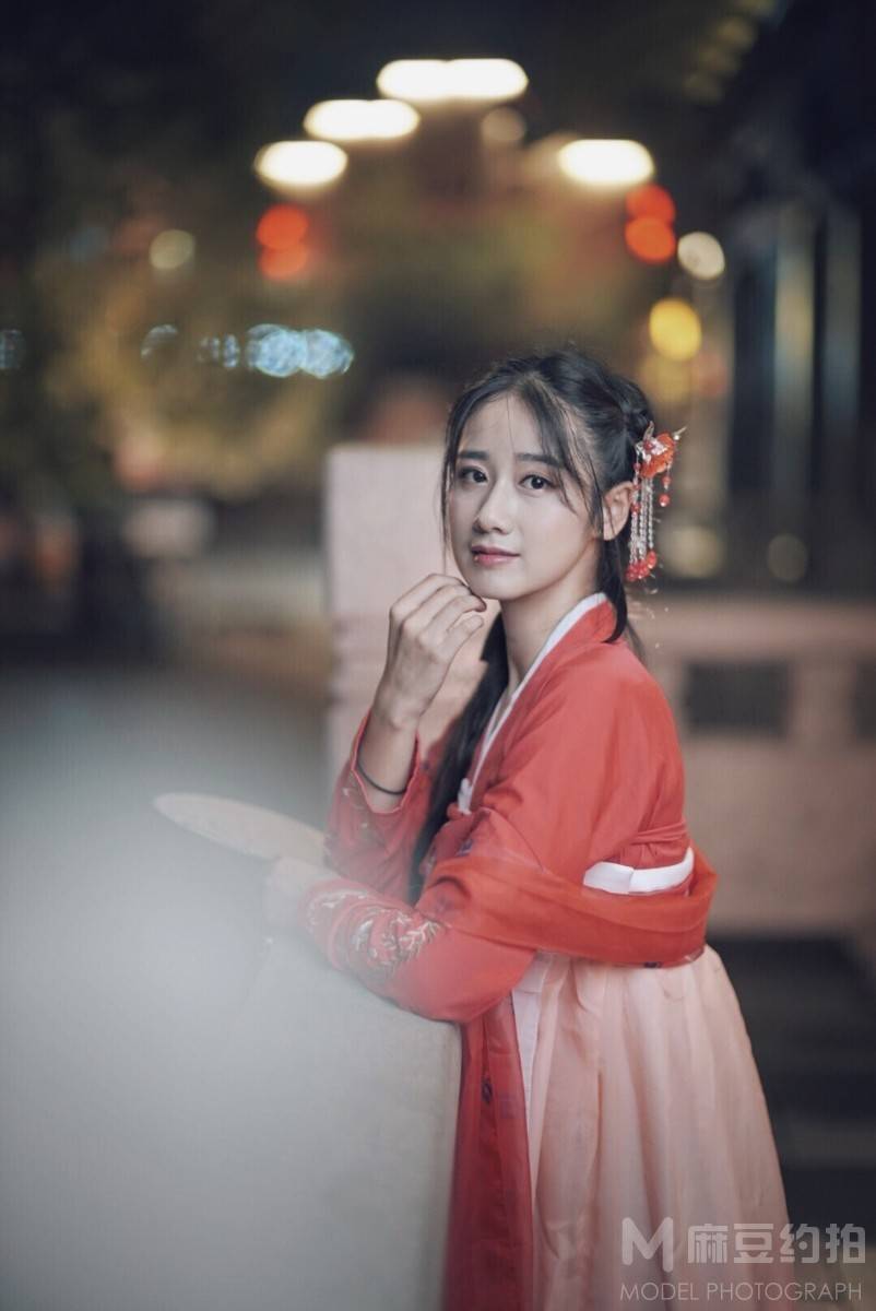 汉服模特