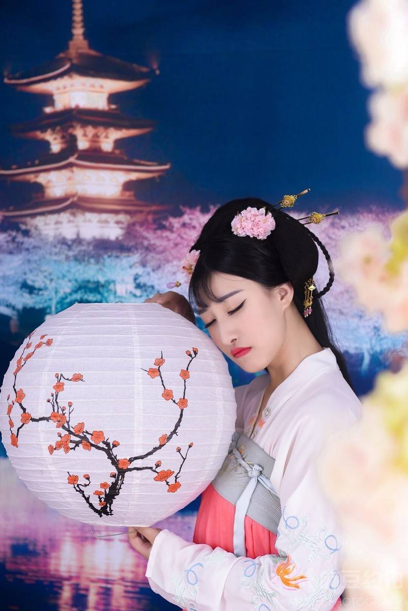汉服模特