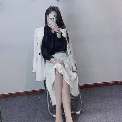 黑白模特