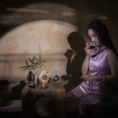 情绪模特