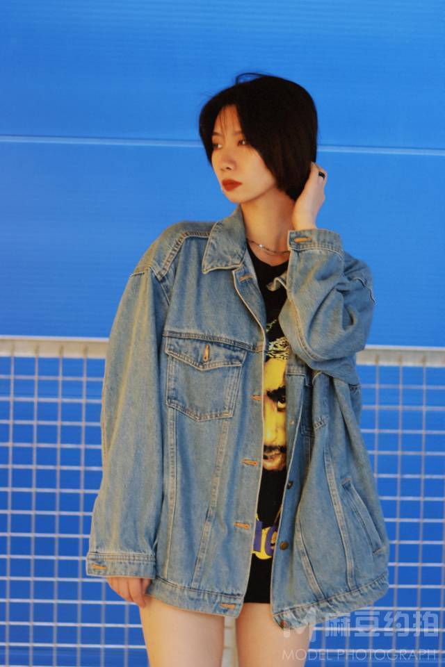 情绪模特