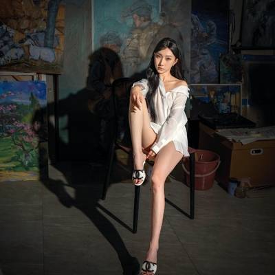 情绪模特
