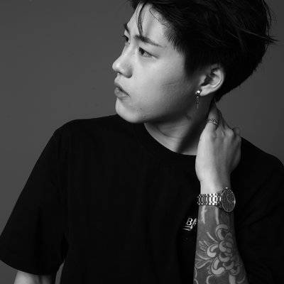 黑白模特