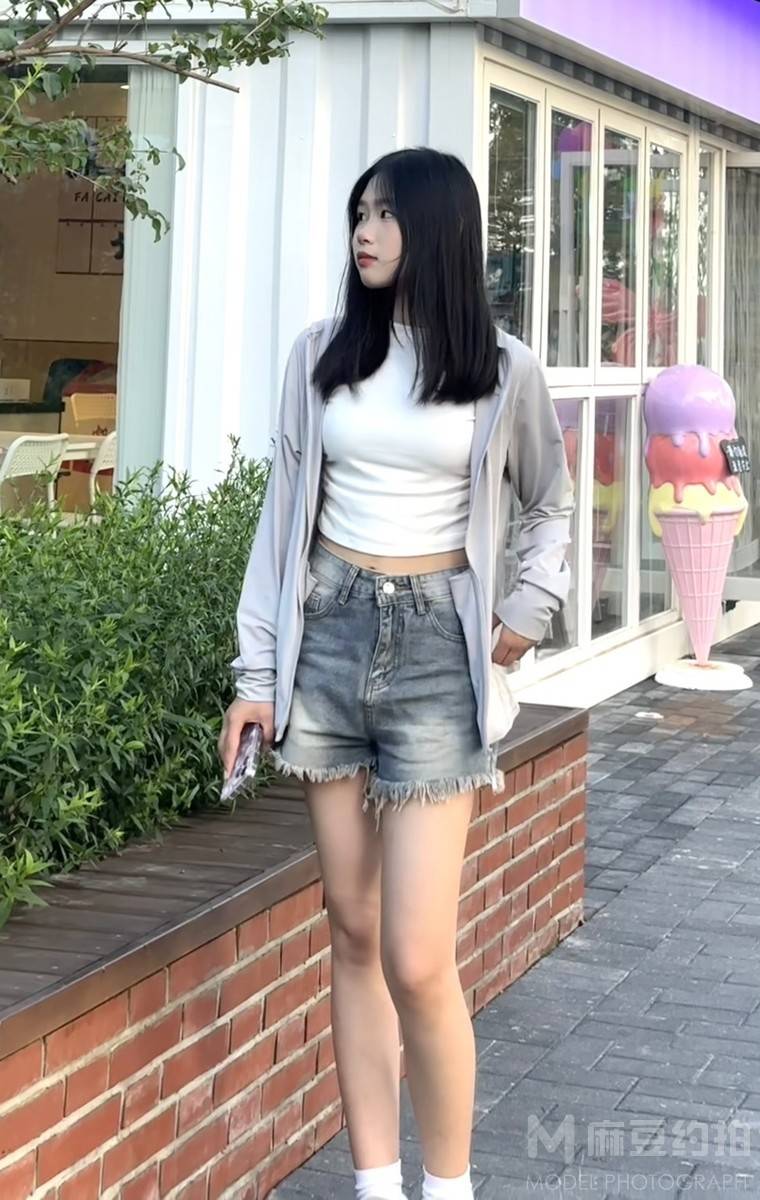 清新模特