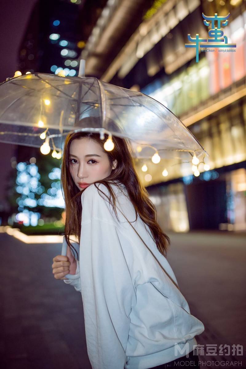 夜景模特
