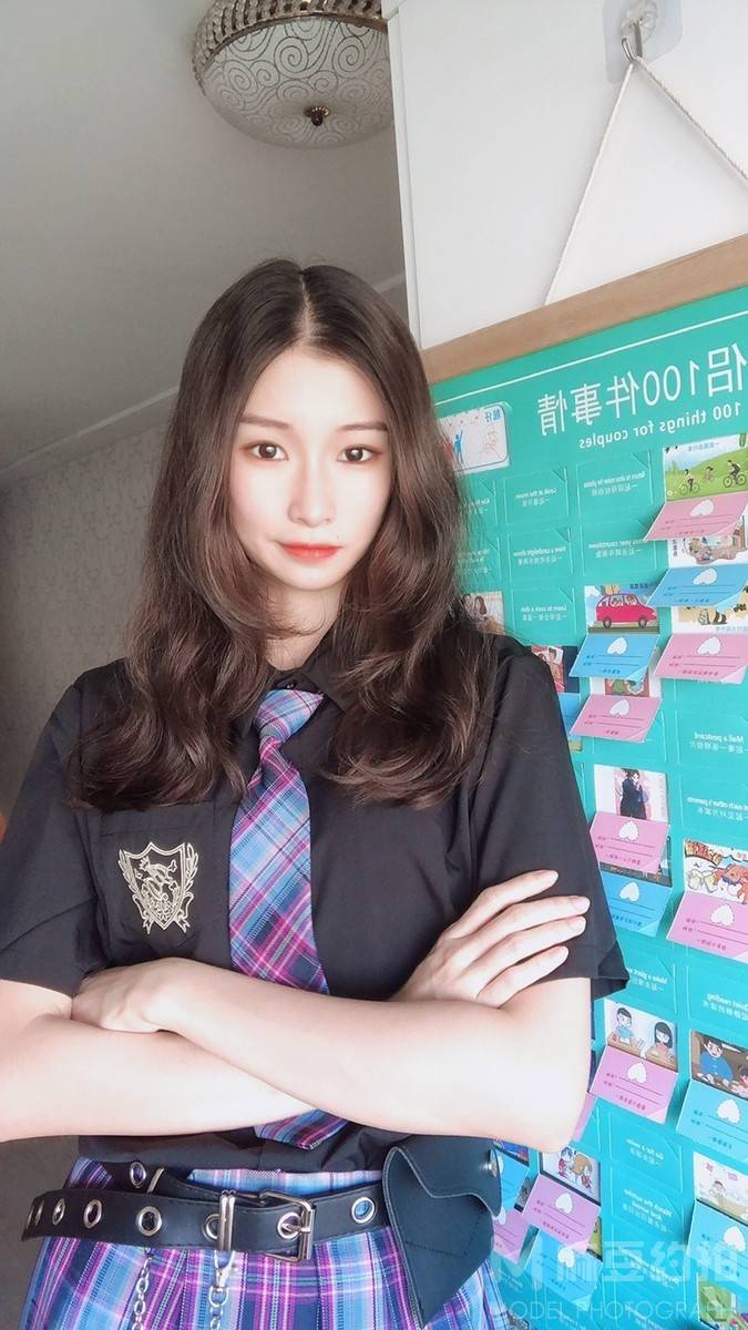校园模特