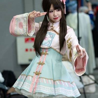 汉服模特