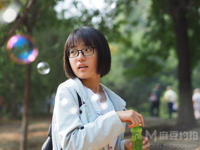 校园模特
