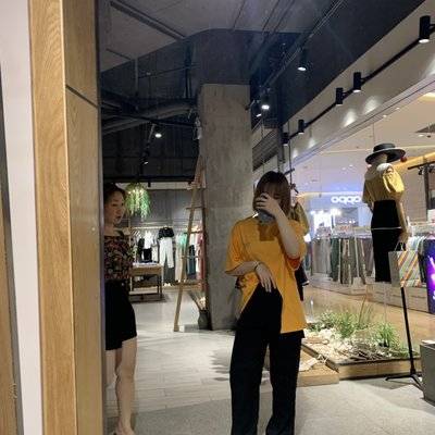 黑白模特