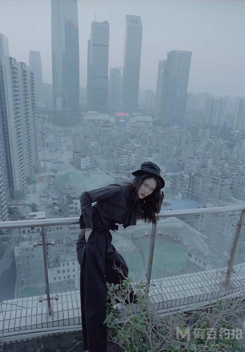 胶片模特