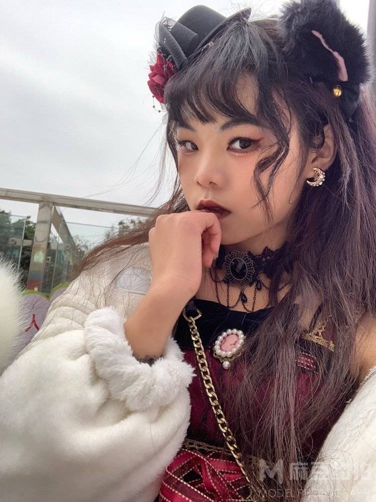 妆容模特