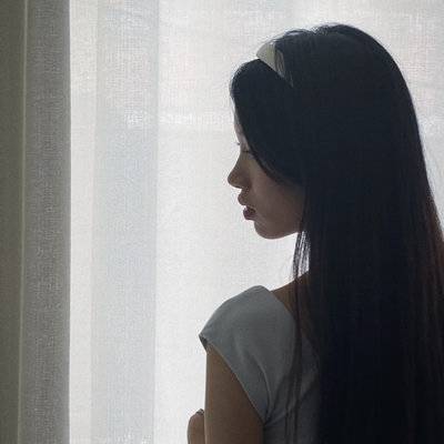 黑白模特