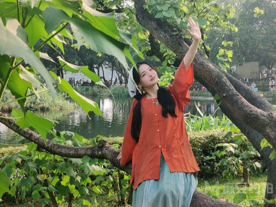 汉服模特