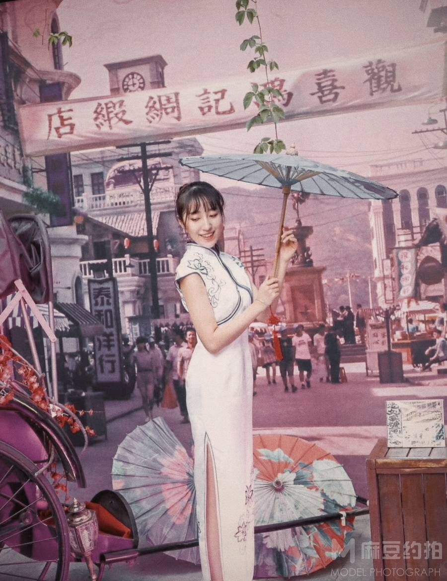 情绪模特