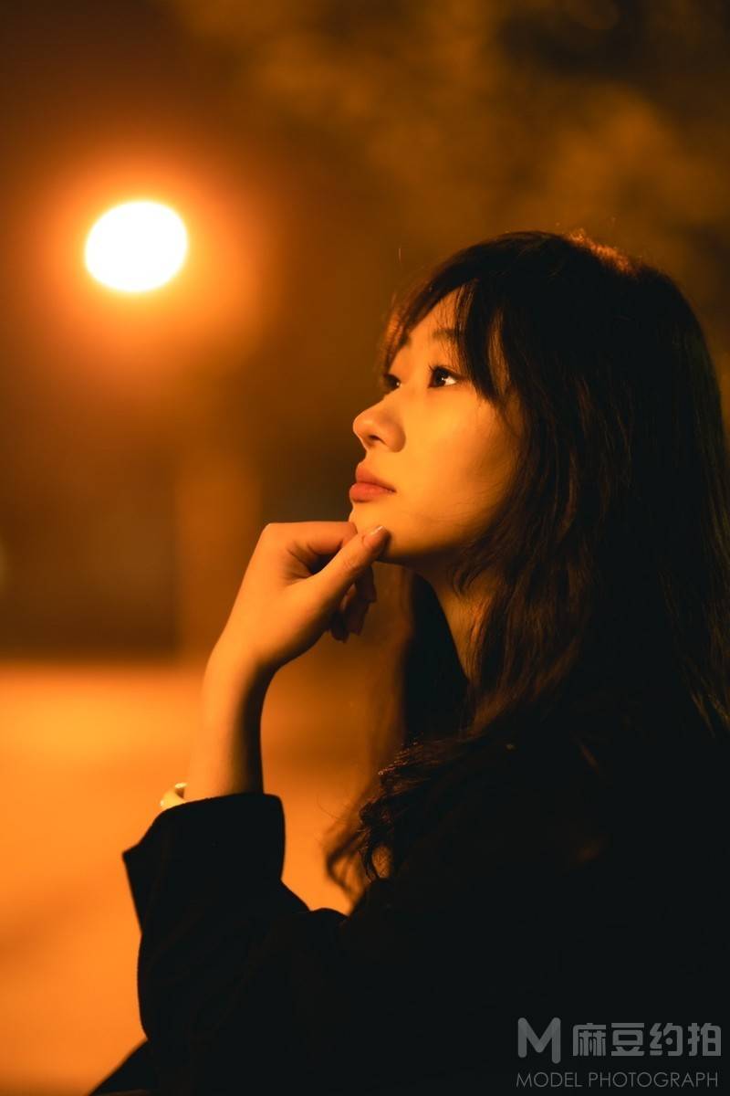 夜景模特