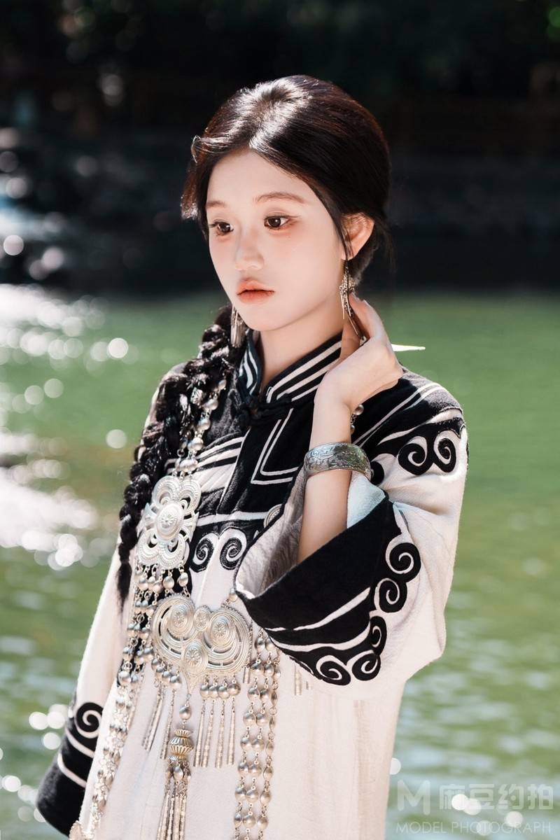 胶片模特