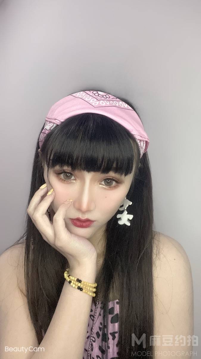 暗黑模特