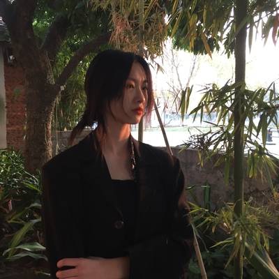 黑白模特