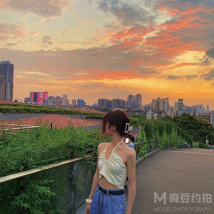 清新模特