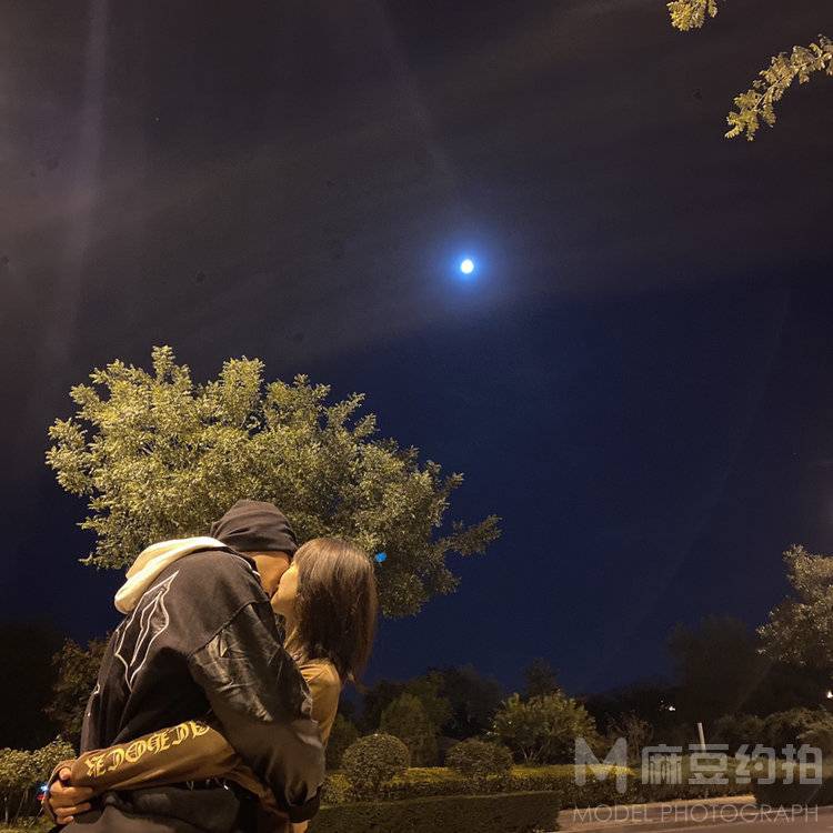 情侣模特