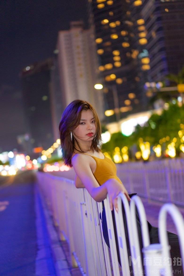 夜景模特