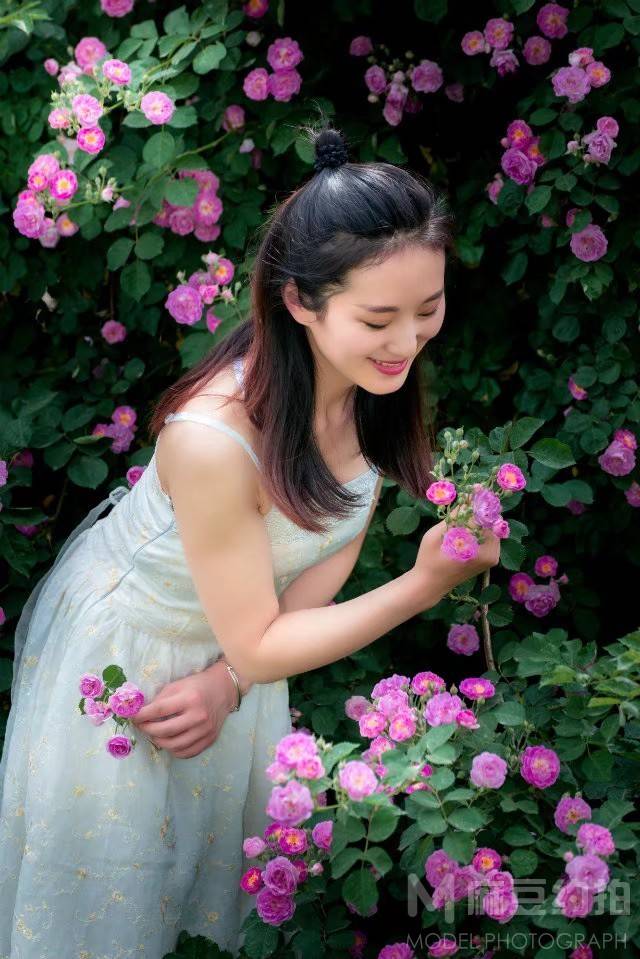 胶片模特