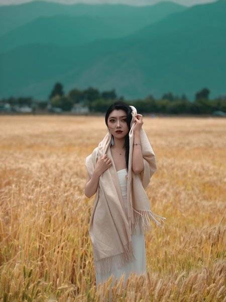 宝丽来模特
