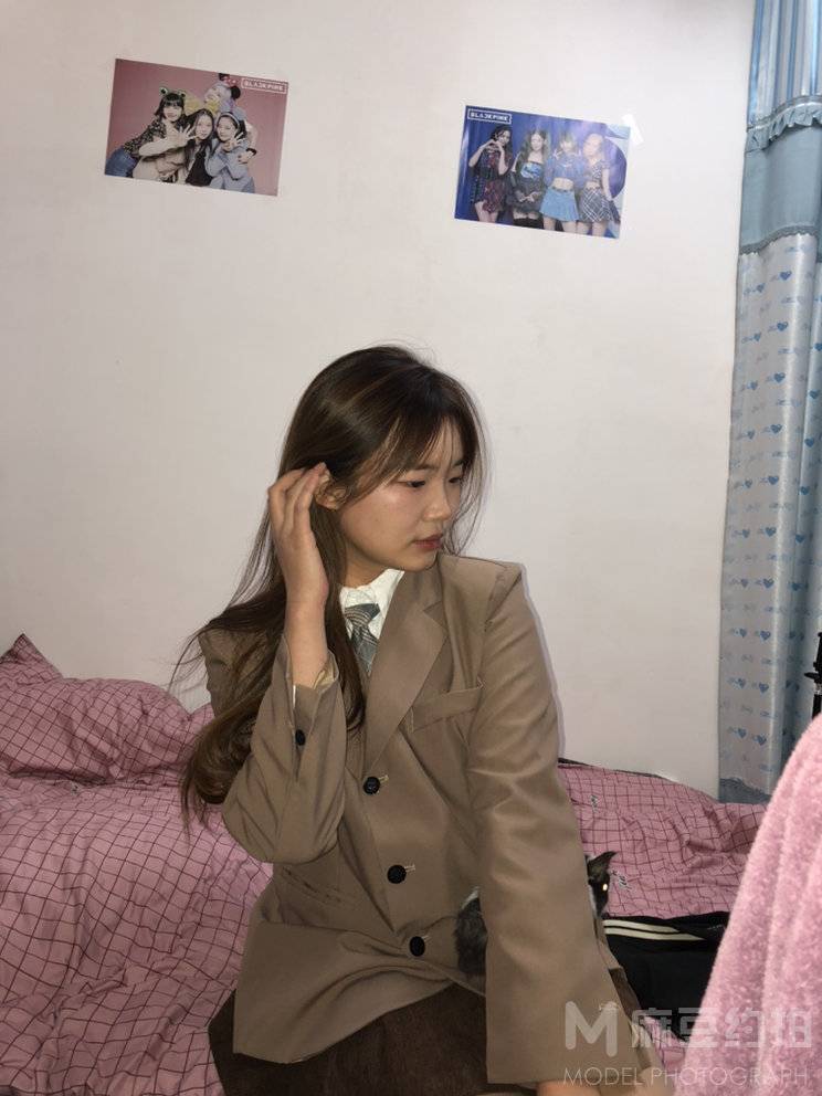 校园模特