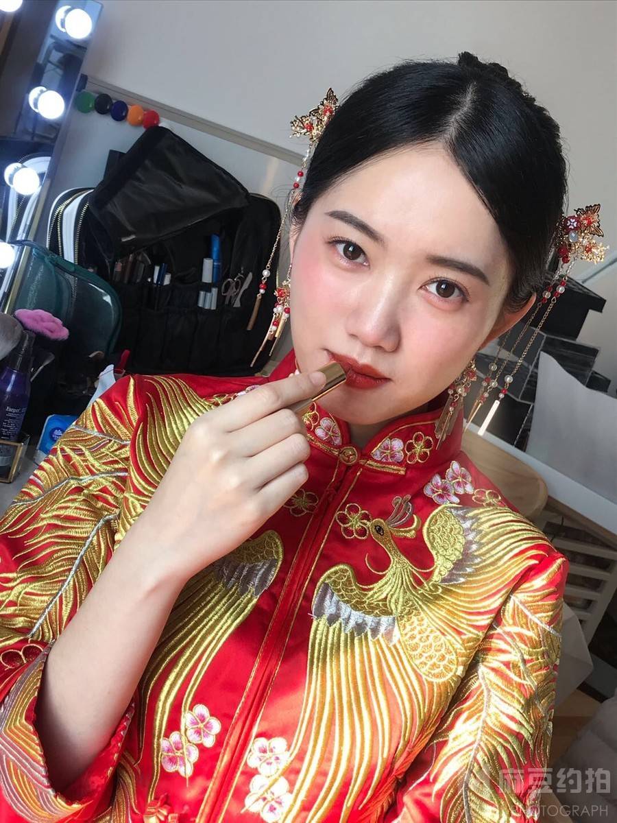 妆容模特
