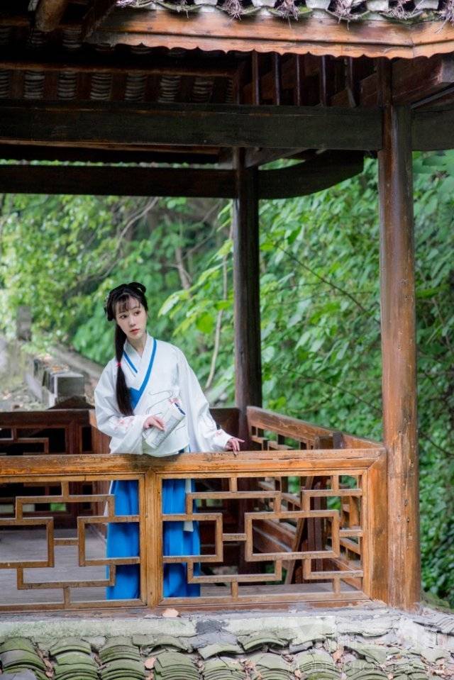 汉服模特