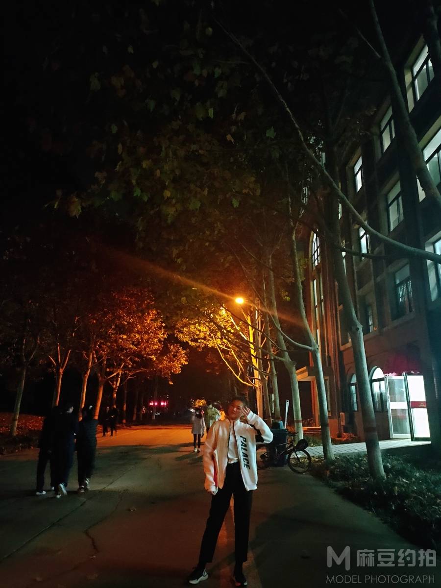 商务模特