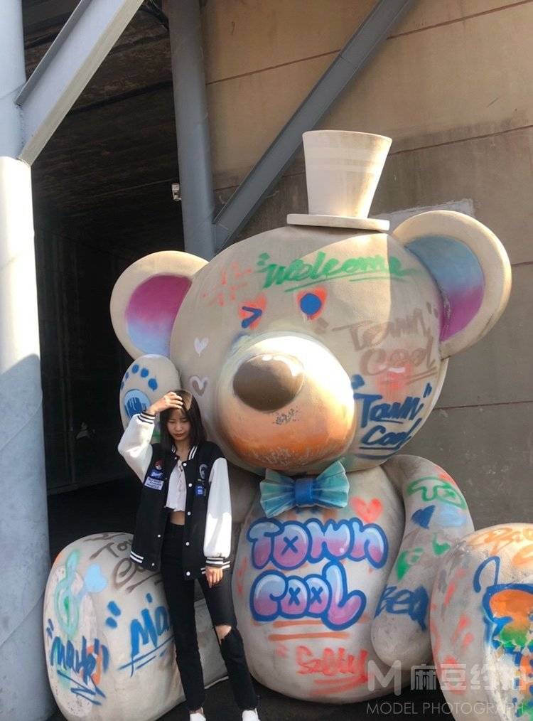 校园模特
