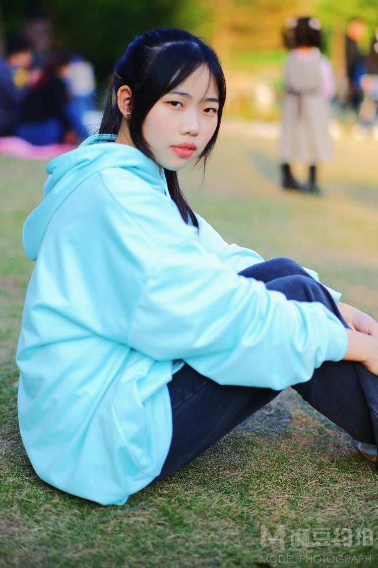 胶片模特
