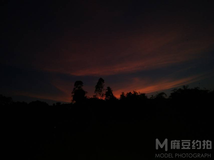 夜景模特