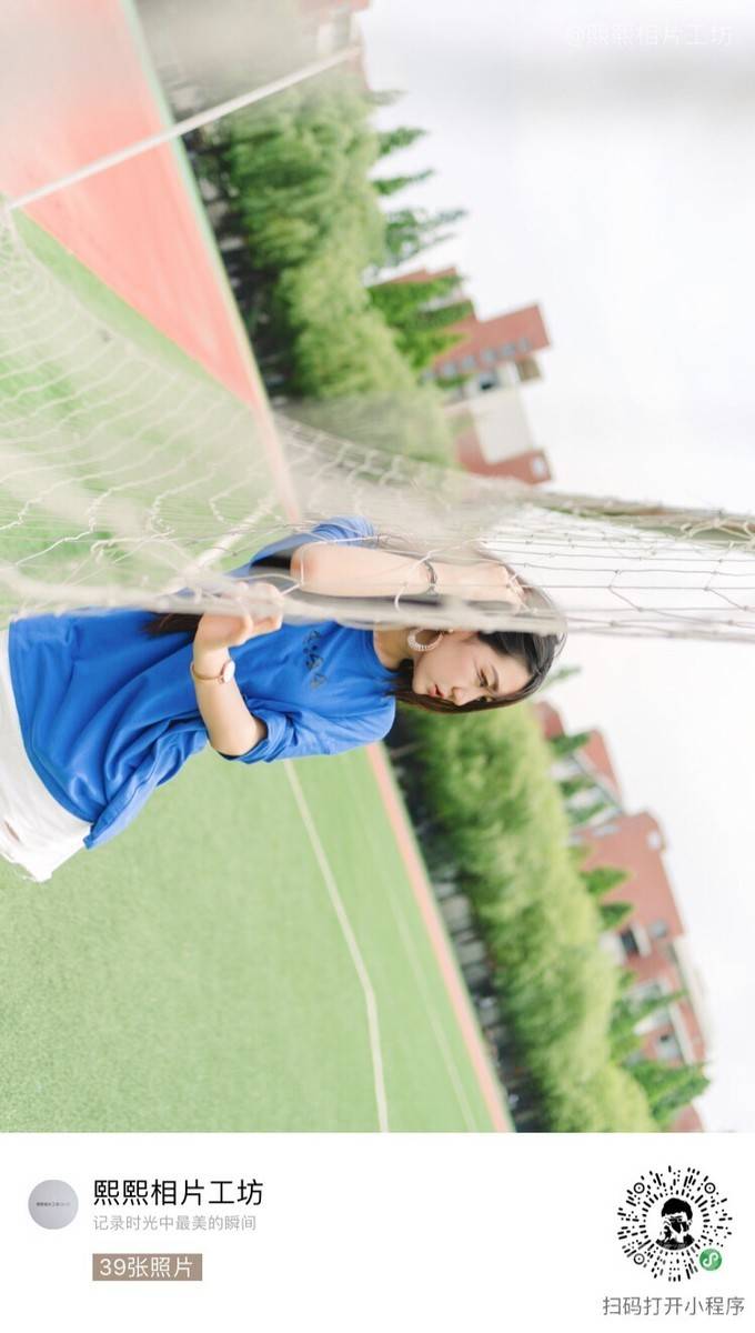 校园模特