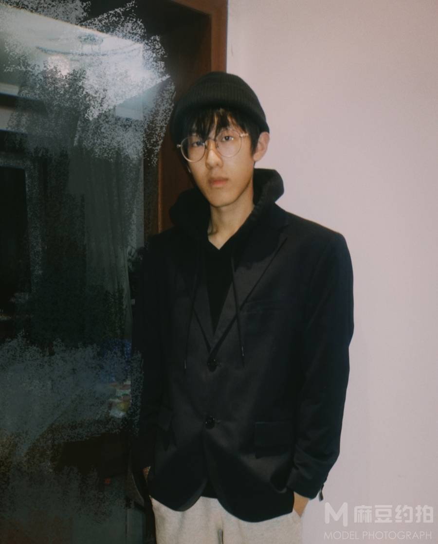 胶片模特