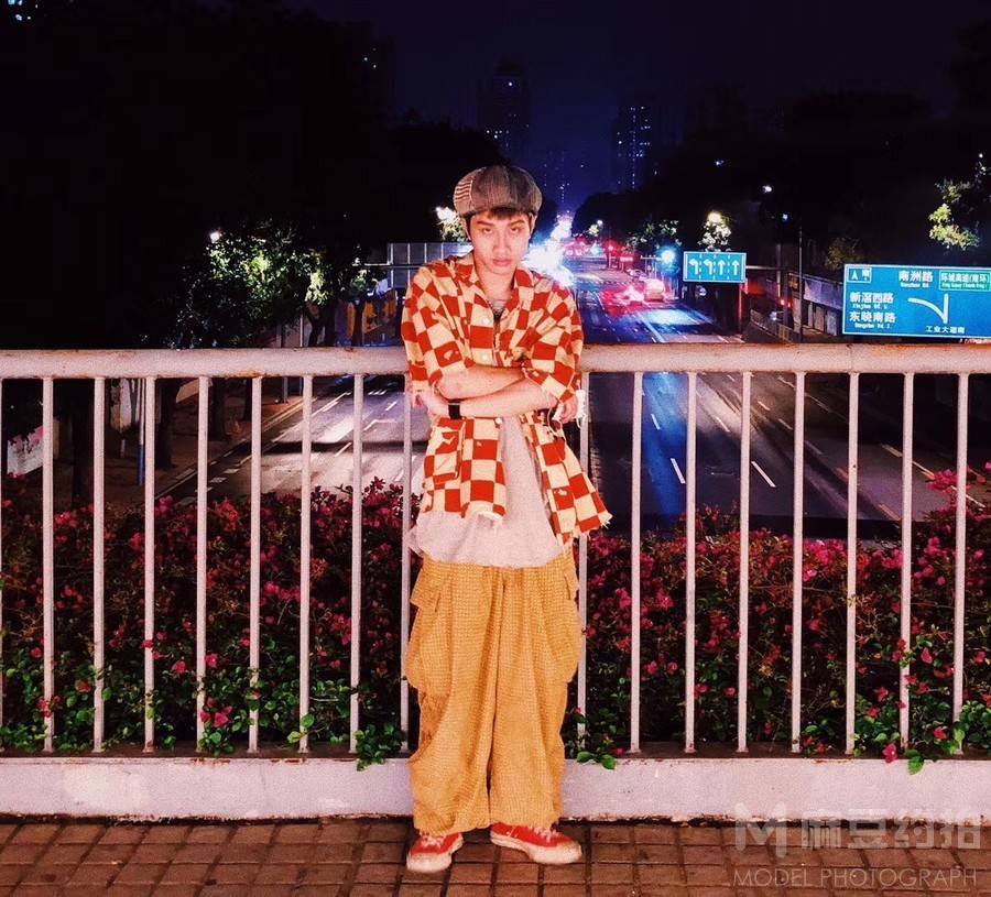 夜景模特