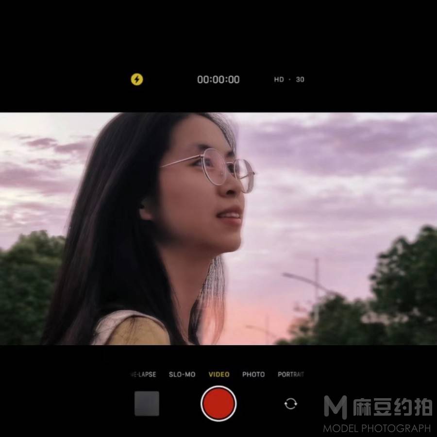 校园模特