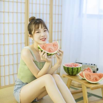 清新模特