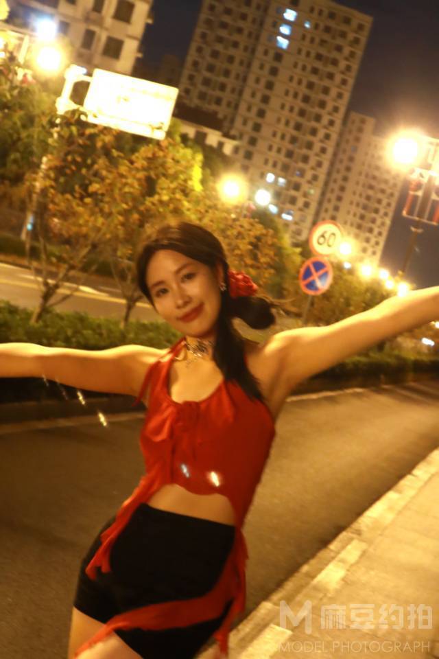 夜景模特