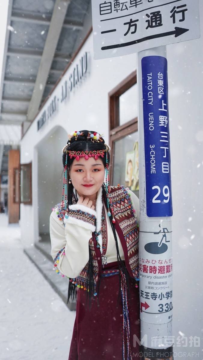 汉服模特
