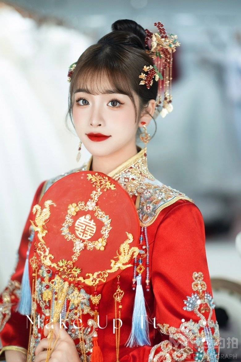 妆容模特