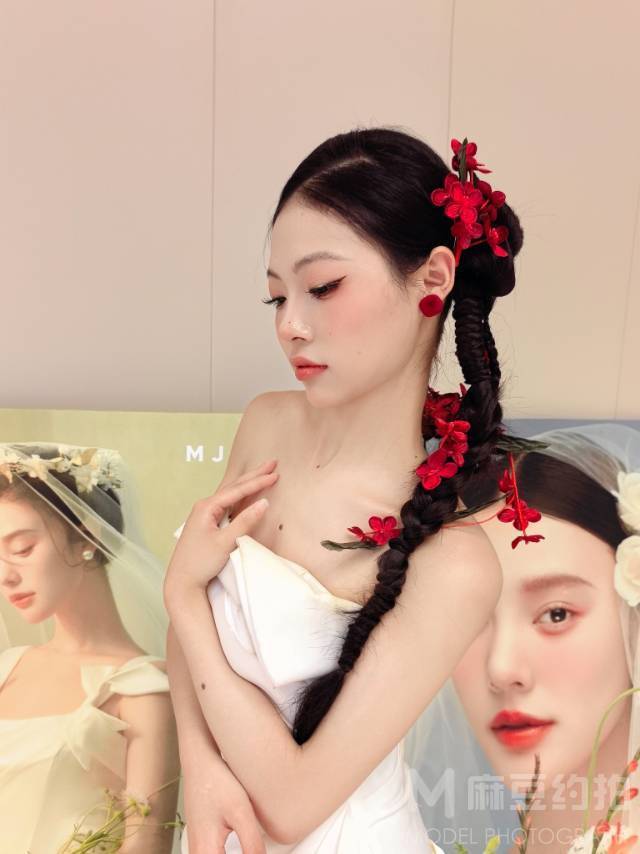 妆容模特