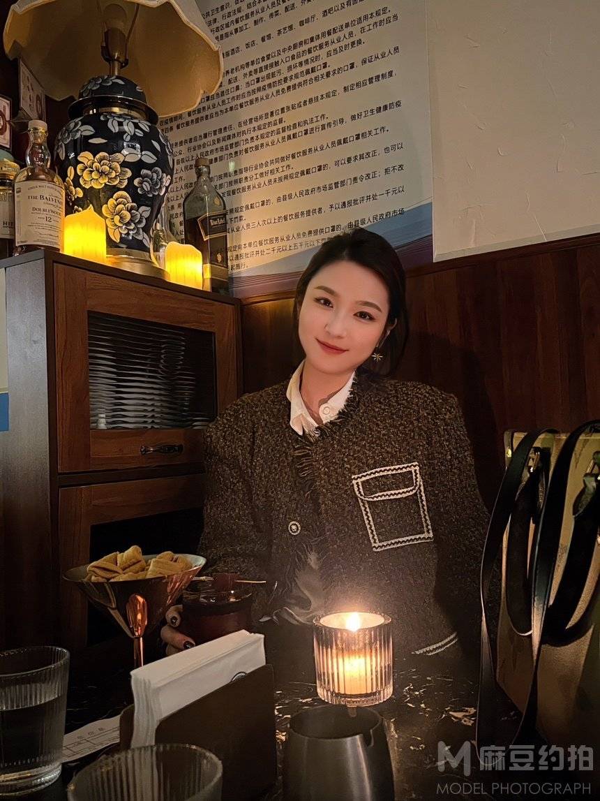 妆容模特